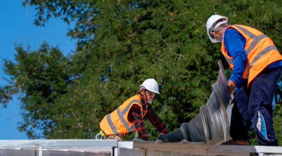 Professional residential roofers in Colfax, WA